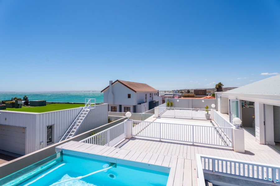 5 Bedroom Property for Sale in Langebaan North Western Cape